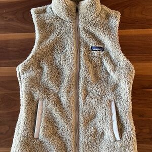Patagonia Cream and Tan Fleece Vest